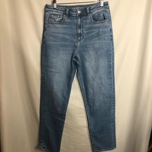 NWOT AE mom jeans